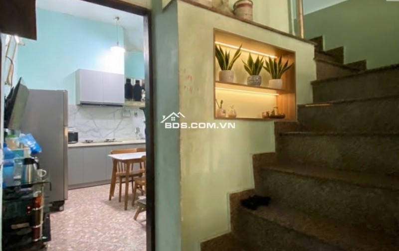 Q.8 / Đường trước nhà 10m / 4m x 15m / 8.x TỶ / 3 TẦNG / MTKD ĐỈNH / ĐƯỜNG 10M...O918.846..6O8...